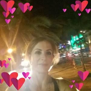 Meet your Posher, Ibtissam